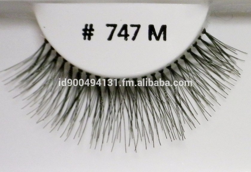 Natural-False-eyelashes